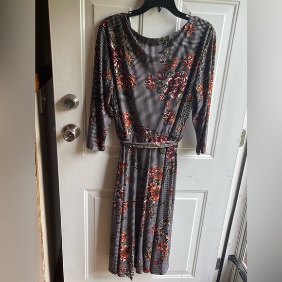 Ronni Nicole Dress 16 - Picture 2 of 3